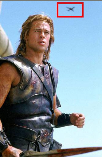 Klingonský dravec v červenom rámčeku